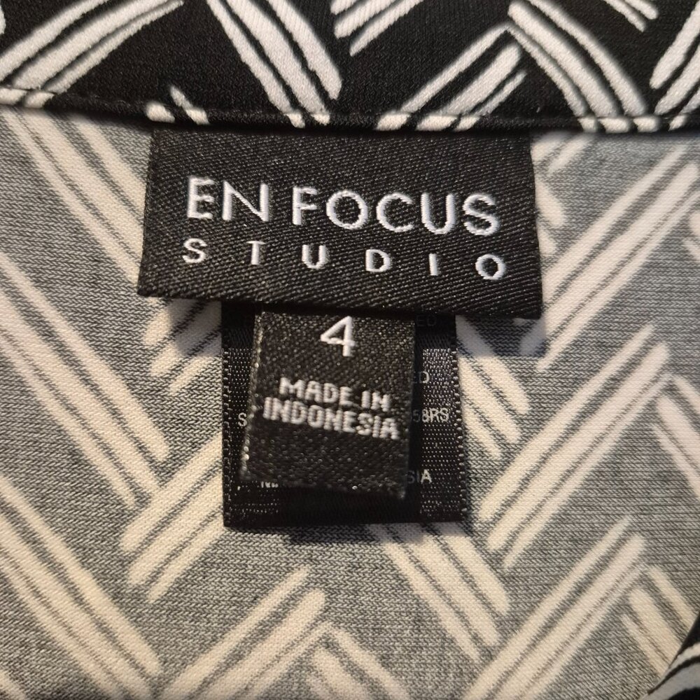 Enfocus Studio Black White Chevron Jumpsuit Size 4 - Picture 3 of 4